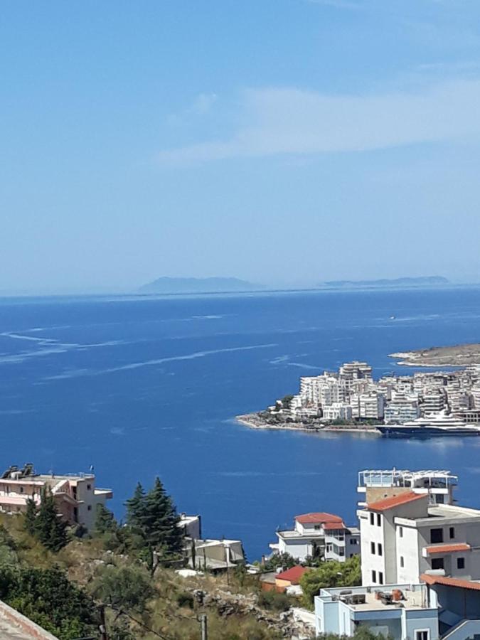 Denni'S Home Sarande Bagian luar foto