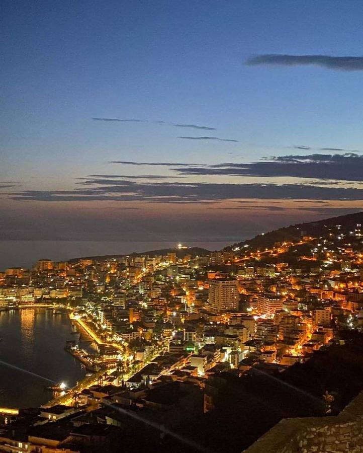 Denni'S Home Sarande Bagian luar foto