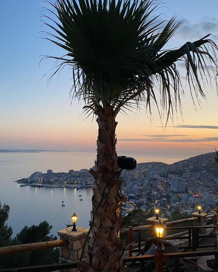 Denni'S Home Sarande Bagian luar foto